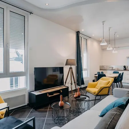 Coeur De #b1 - Privee Dans Partagee - Proche Commerces Et Transports *