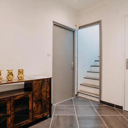 Coeur De #b1 - Privee Dans Partagee - Proche Commerces Et Transports * שולה