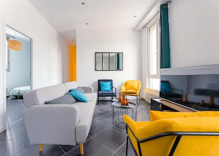 Coeur De #b1 - Privée Dans Partagée - Proche Commerces Et Transports Cholet